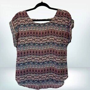 Women's Flowy Short Sleeve Top